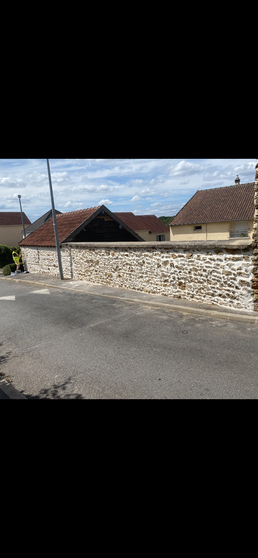 Mur en pierre rénové — après